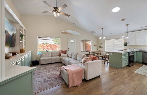 Ivins House | Escape to Red Rock Hideout: Your Private Desert Oasis Awaits!