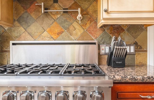 Viewpoint House | EV Charger Walk to Lake/Minutes from Marymoor/Downtown/Seattle