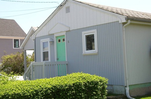 Point Judith Cottage | Excellent Summer Choice: Charming, cozy, well-located,quiet, affordable home