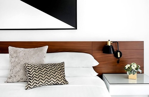 Connecticut Ave - K Street Hotel | Executive King Suite w/Balcony – Minutes from the National Mall