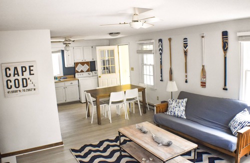 North Eastham House | Experience Cape Cod Beaches: Charming 4-bedroom just a 10min stroll to the beach