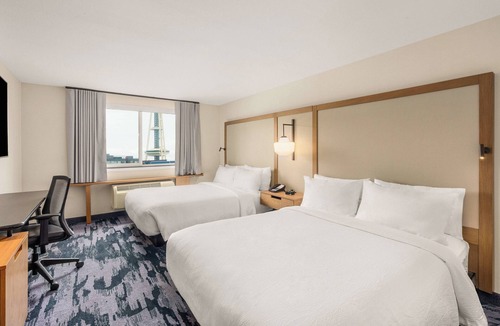 South Lake Union Hotel | Fairfield Inn & Suites by Marriott Seattle Downtown/Seattle Center