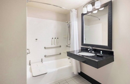 Westerville Hotel | Fairfield Inn & Suites Columbus Polaris
