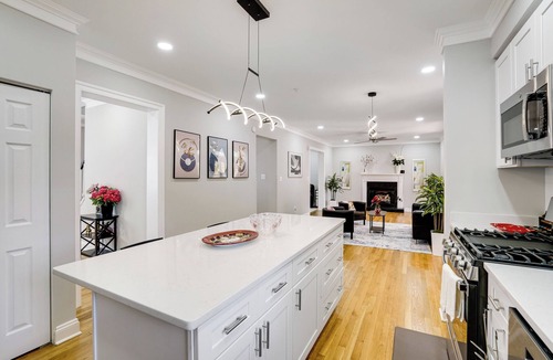 Lake Barcroft House | Family Escape near DC: King Suite 5 beds, 4 br/2.5ba, 3rd Floor Game Tables