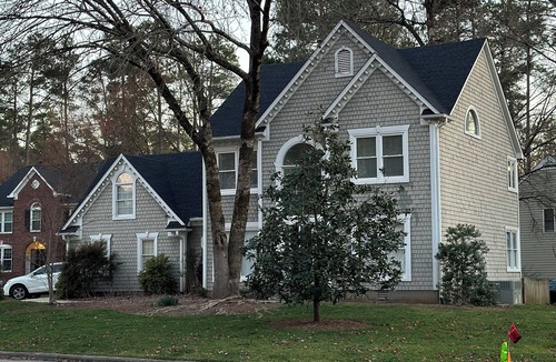 Cary House | Family-Friendly 3BR/2.5BA Retreat | Cul-de-Sac | Fenced Yard & Soaking Tub