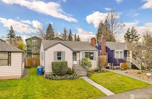 Seattle Metro Area House | Family‑Friendly 3BR in Seward Park Walkable Coffee Shops Restaurants