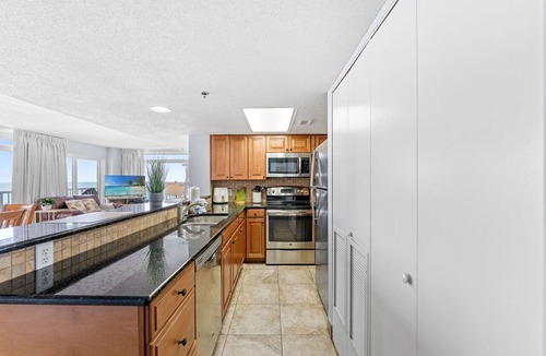 Arcadian Shores Condo | Family fun with amazing amenities + Free Attraction Tickets!