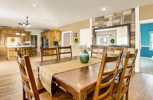 Summit Station House | Family Home on 9 Acres! Climbing Wall & Gym