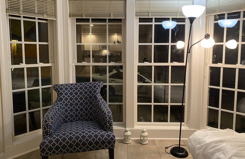 Gaithersburg House | Family or group. Comfortable, modern house with garage, balcony, gym, pool.