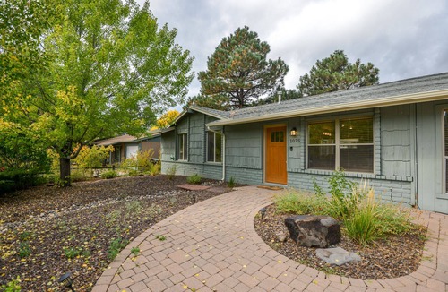 Flagstaff House | Family Style Home - Pets & central!
