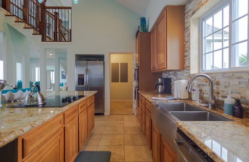 Indian Beach House | FantaSea House, Beachfront 6 BR 6BA Beauty Sleeps 19 in beds.