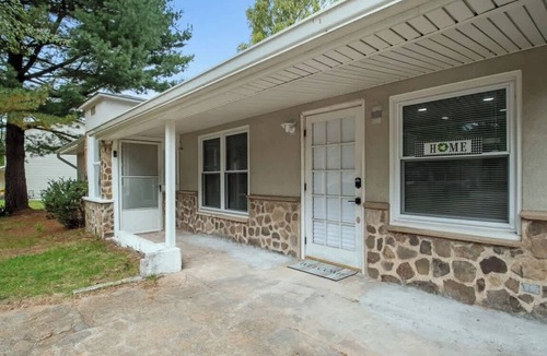 Hanover Apartment | Farmhouse 1BD 1BA, Central Loc!