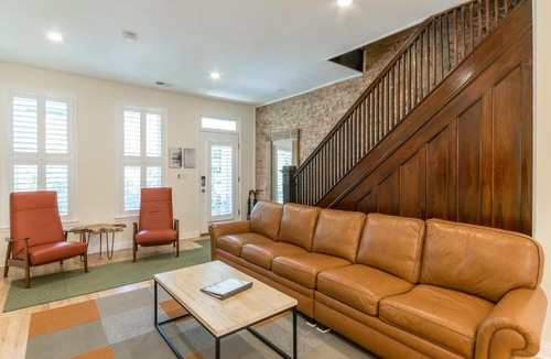 Near Northeast House | Federal Rowhouse - Union Station