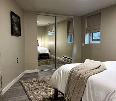 Ravenna House | FIFA World Cup, 4bd 2b close to UW, & light rail