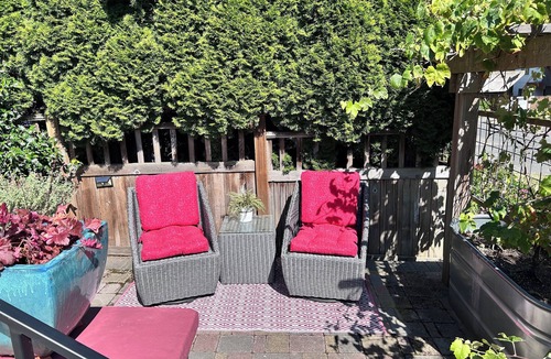 Ballard Apartment | Fifa World Cup ready, large 1 bdr/1 bath, sleeps 4