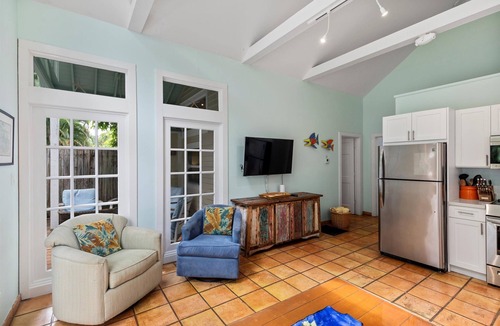 Old Town Cottage | Find your zen at HIDDEN TREASURE
