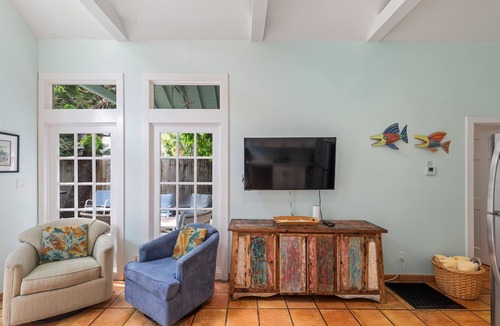 Old Town Cottage | Find your zen at HIDDEN TREASURE