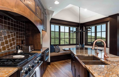 Empire Pass Condo | Flagstaff Lodge Condo by InvitedHome | Shuttle to Old Town, Hot Tub, Game Room