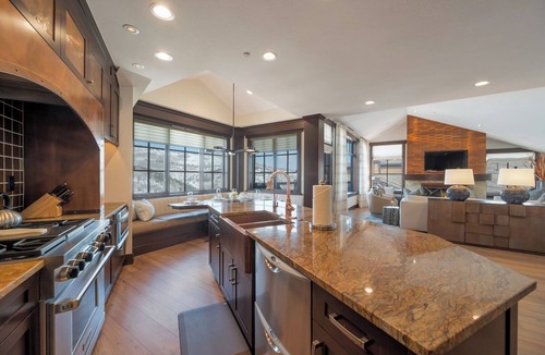 Empire Pass Condo | Flagstaff Lodge Condo by InvitedHome | Shuttle to Old Town, Hot Tub, Game Room