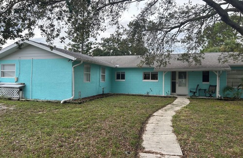 Surfside Estates House | Florida Escape Gym, Pool Sauna, Kayaks, Bicycle