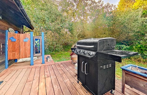 Cleone Cabin | Fort Bragg Cottage - Walk to the Beach & Bluffs
