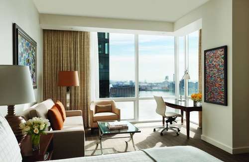 Harbor East Hotel | Four Seasons Hotel Baltimore