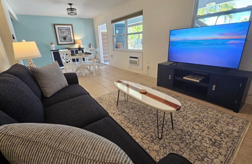 Englewood House | FREE Bikes, Kayaks, SUP's and More! Spoil yourself with unmatched amenities!