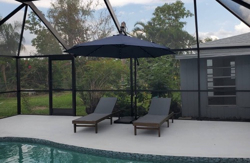 North Port Villa | Free Heated Saltwater Pool, Kayaks, Bikes, Tennis Rackets and Fishing Poles!