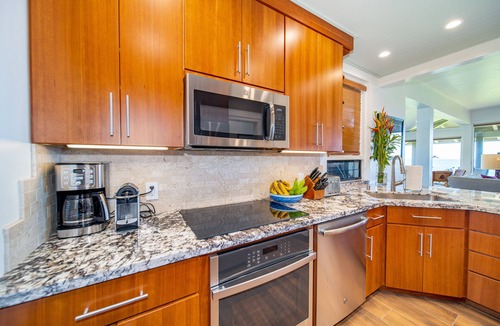 Kapalua Villa | FRONT ROW OCEANFRONT!Platinum 5 star villa.Water view from main & master! 26G-1