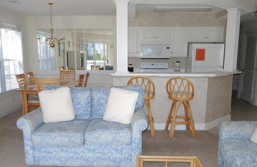 Calabash Villa | Full Kitchen, 2 Bedrooms, 2 Bathrooms, 27 Hole Golf Resort, Close to Beach in Calabash, NC(1506)