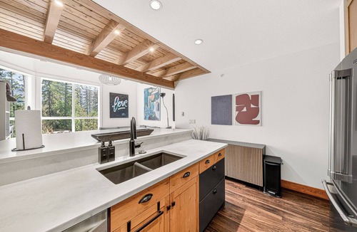 Fernie Condo | Fully Renovated Penthouse Loft w/Bike Storage and Central Air Conditioning