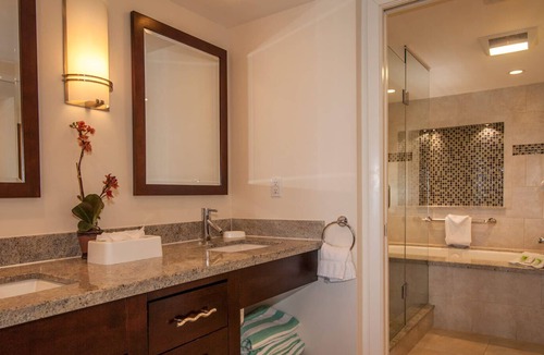 Key West Resort | Galleon Key West Resort - Waterfront Marina 2-Bedroom Suite + Beach + Amenities