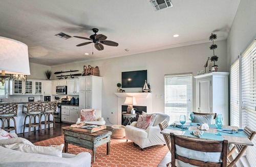 Pirates Beach West House | Galveston 'Beach Retreat' House - Walk to Beach