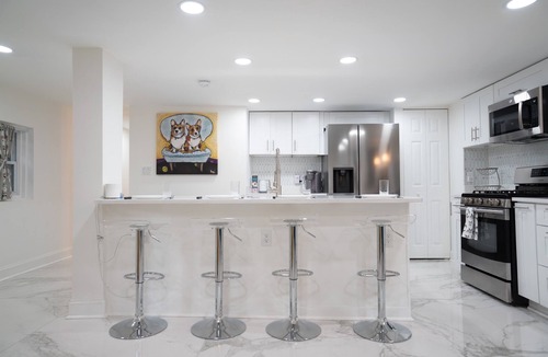 North Capitol Street House | GardenLevel 4BR/2.5BA-Parking+By Convention Center