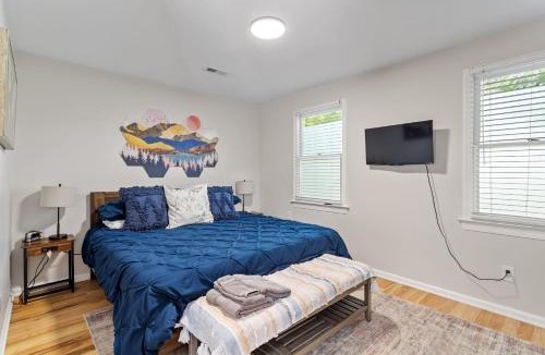 Downtown House | GATHERING HOUSE IN HISTORIC OAKWOOD