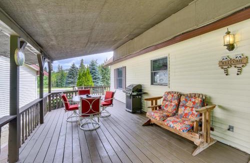 Germfask House | Germfask Home w/Fire Pit, Grill & Yard Games!