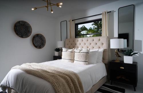 Port Charlotte Villa | Glamorous 3-Bedroom Villa with Heated Pool Sarasota Area