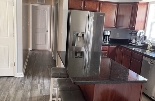 Glen Burnie House | Glen Burnie Haven: Your Tranquil Home Away from Home