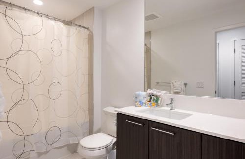 Reston Apartment | Global Luxury Suites at Reston Town Center