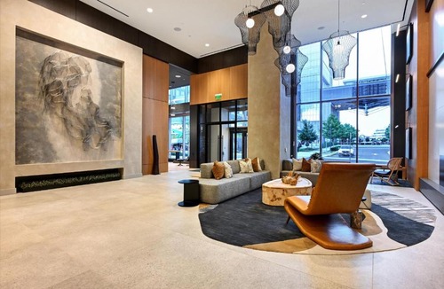 Reston Apartment | Global Luxury Suites at Town Center