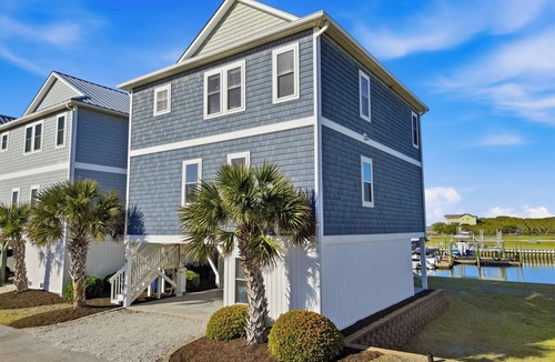 Topsail Beach House | Going Coastal, Canal Front, Water Views, Beach access, best sunsets!