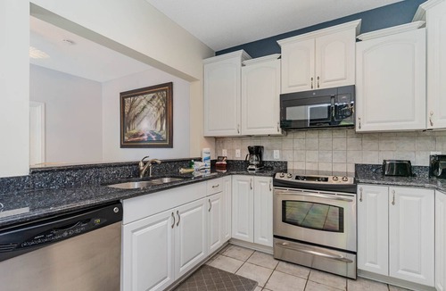 Arcadian Shores Villa | Golfers Paradise - 5E Canterbury Ct-Full Access
