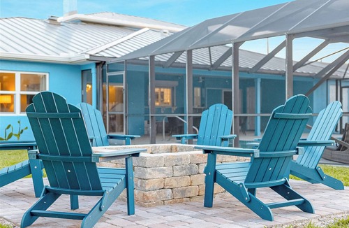 Cocoa Beach House | Gorgeous Coastal Getaway W/Heated Pool, Firepit & Outdoor Patio!🌴
