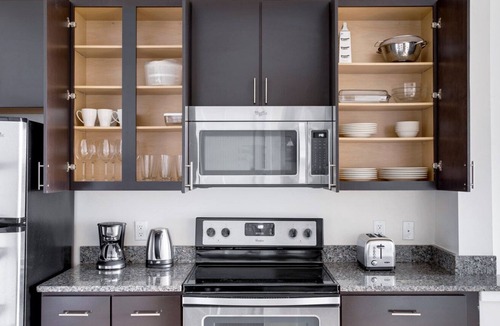 Near Northeast Apartment | Gorgeous H Street 1BR w/ W/D & Gym, walk to Union Station, by Blueground