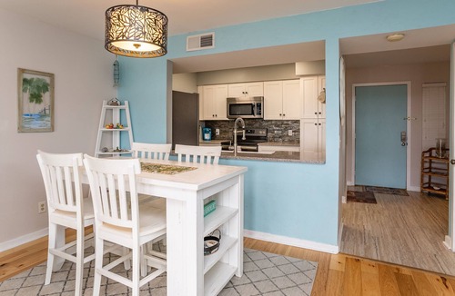 Oceanmarsh Subdivision Condo | Gorgeous Ocean View. Stylish, Clean & Pet Friendly Hunting Island Pass Included!