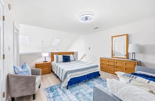 Surfside Beach House | Grand Palms Resort Villa w Lazy River