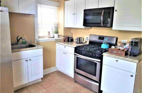 Takoma Bed & Breakfast | Grandeur Room in Washington DC