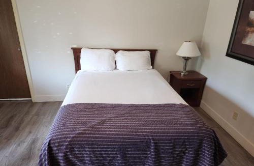 Surrey Hotel | Grantview Inn