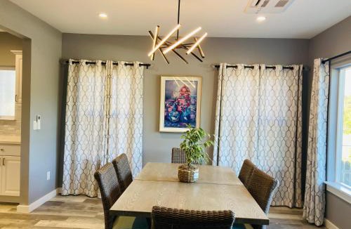 Seattle Villa | Green Lake 1st Line Home A with Central Air Conditioners