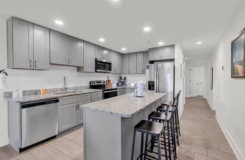 Ocean Drive Villa | Ground-Level Oceanfront - Walk-Out Beach